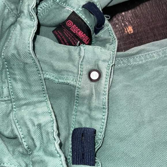 Light green rock & roll bell bottoms - Picture 6 of 7